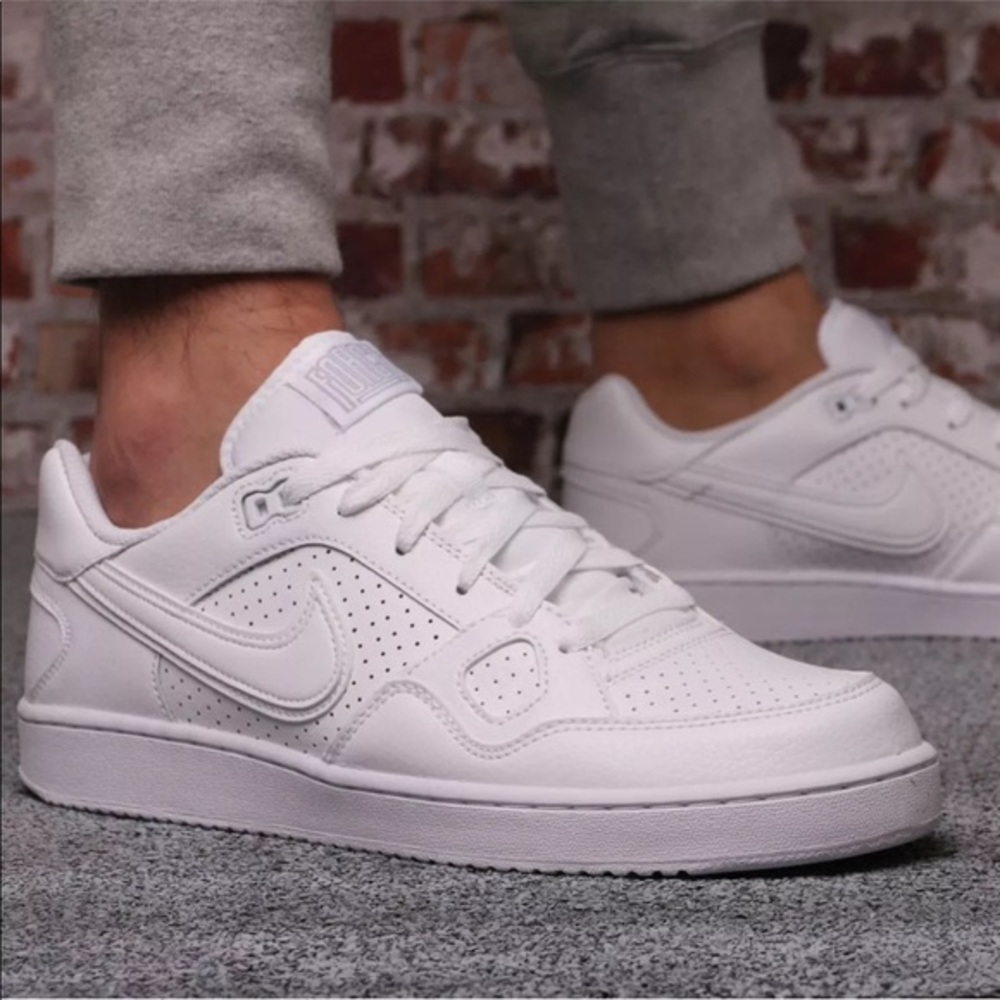 Nike Air Force 1 Court Borough Low